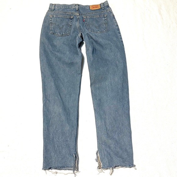 VTG Y2K LEVIS 550 TAPERED FIT HIGH RISE REWORKED RAW SPLIT-HEM DENIM JEANS 10/12 - Picture 9 of 16